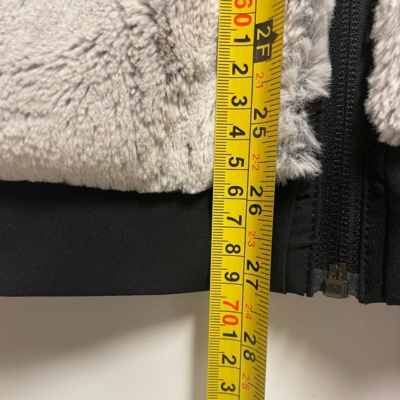 The North Face Gray Fleece Vest - Picture 6 of 6